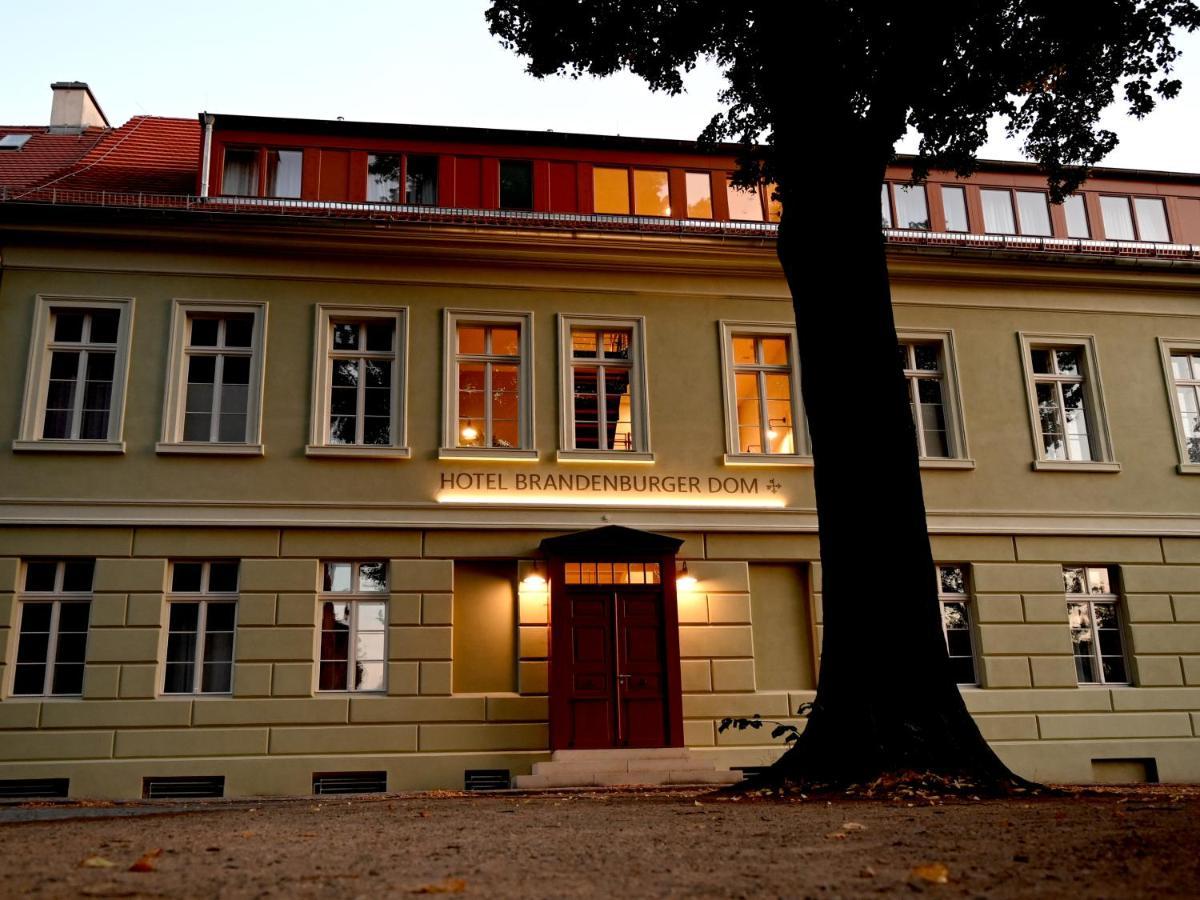 Hotel Brandenburger Dom Brandenburg  المظهر الخارجي الصورة